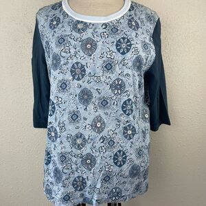 NWT Key Wear Womens Blue and White Floral 3/4 Shirt Size M